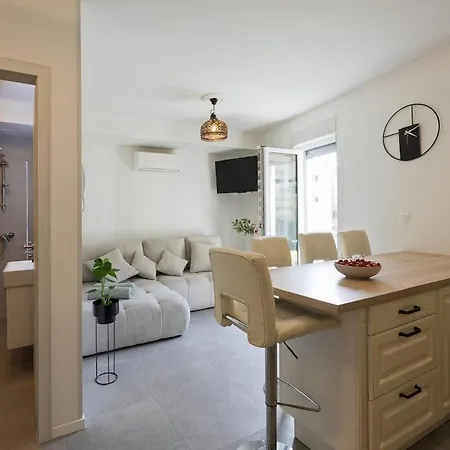 Apartment Pablo In *