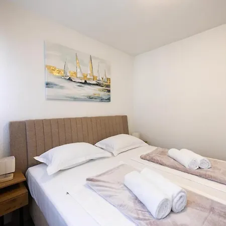 Apartment Pablo In Podstrana