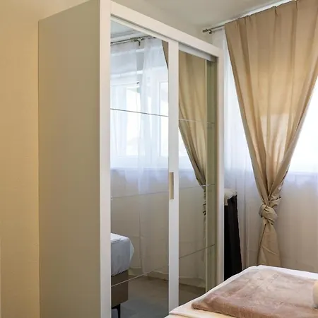Apartment Pablo In Podstrana